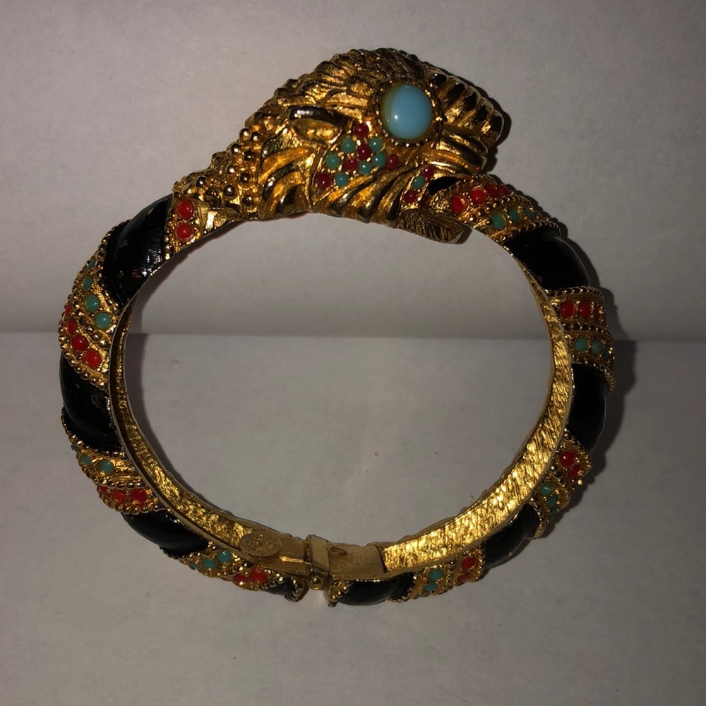 Dragon bangle